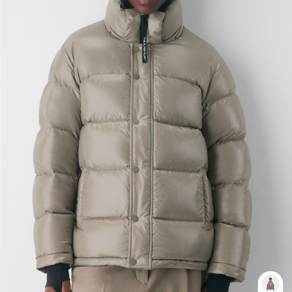 Aritzia Super Puff in Hi Gloss Taupe